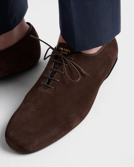 Chaussures À Lacets En Veau Velours Prada pour homme en coloris Brown