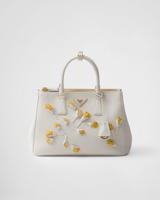 Prada White Große Galleria Tasche Aus Leder Mit Blumenapplikationen