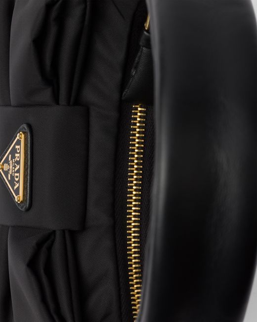 Mini Sac En Re-Nylon Et Cuir Nappa Avec Nœud Prada en coloris Black