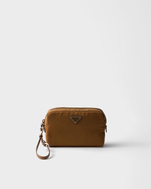 Prada Brown Kleine Pouch Aus Re-Nylon