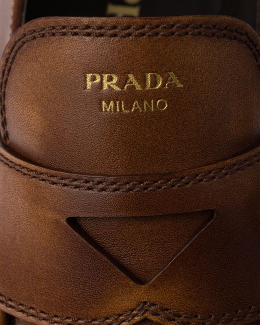 Mocassini di Prada in Brown