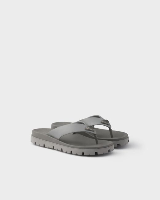 Prada Zehensteg-Sandalen Aus Gummi in Gray für Herren