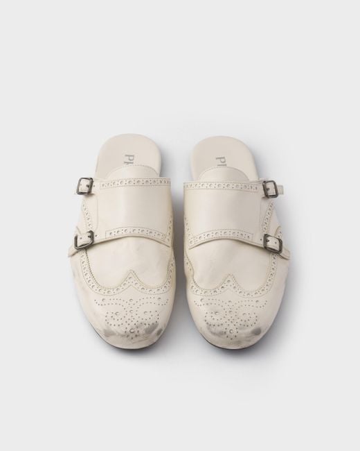 Mules À Double Bride En Cuir Effet Vieilli Shuffle Prada pour homme en coloris White