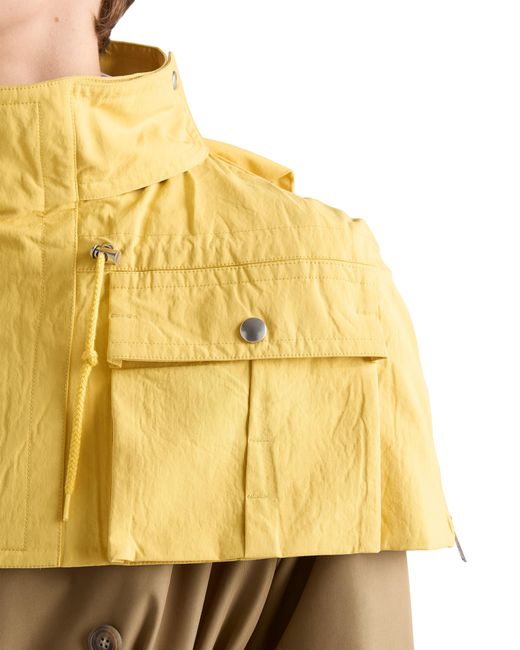 Mantella di Prada in Yellow da Uomo