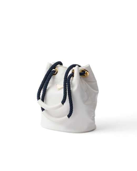 Bolso Saco Mariner De Re-Nylon Pequeño, Mujer Prada de color White