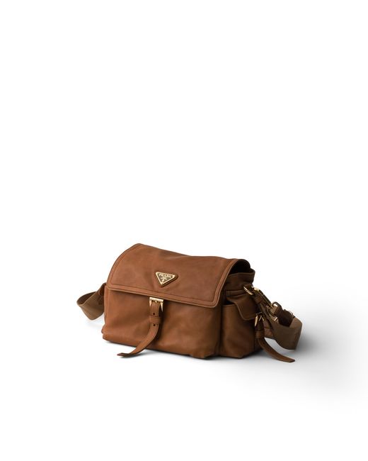 Borsa Explore Medium di Prada in Brown