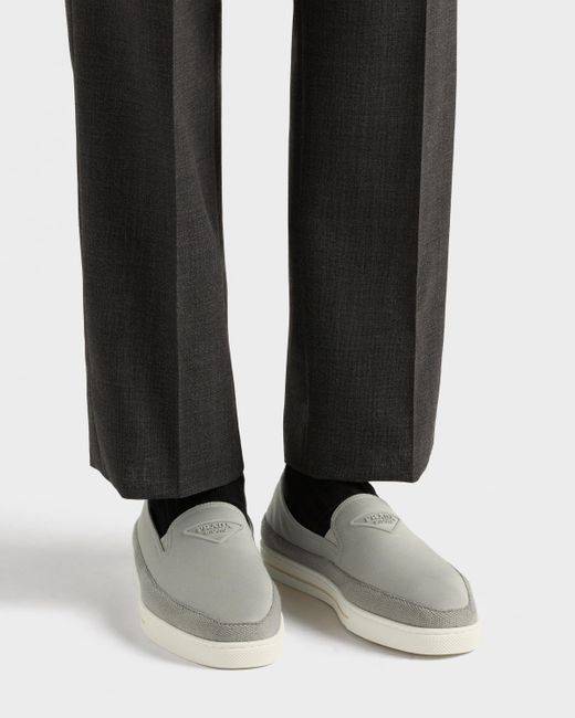 Slip-On di Prada in White da Uomo