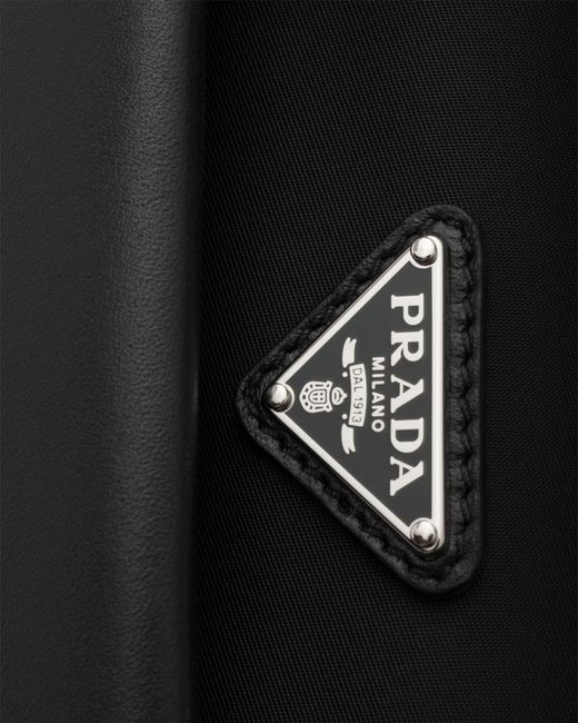 Borsa Passage Small di Prada in Black