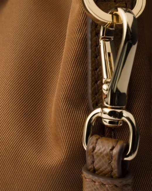 Pouch di Prada in Brown