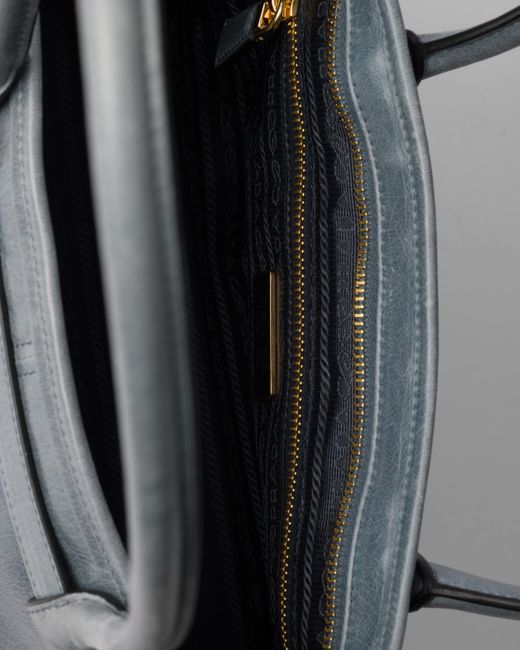 Grand Sac À Main Bonnie En Cuir Prada en coloris Blue