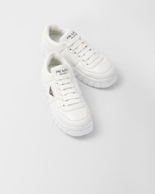Prada Sneaker Aus Gepolstertem Nappa-leder in White für Herren
