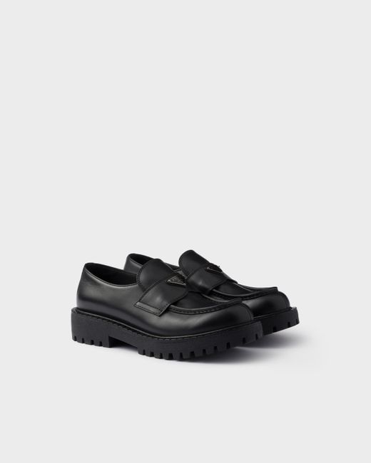 Prada Loafer Aus Gebürstetem Leder in Black für Herren