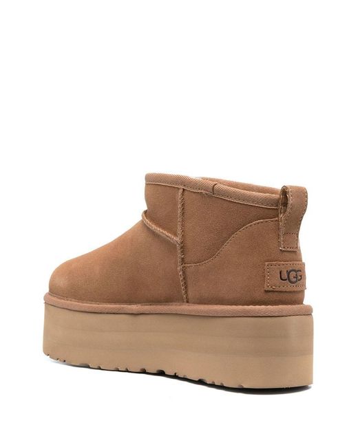 Ultra Mini Stivali Classici Con Altopiano di Ugg in Brown