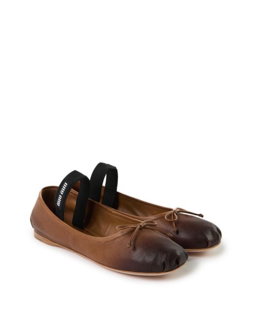Ballerines en cuir Miu Miu en coloris White