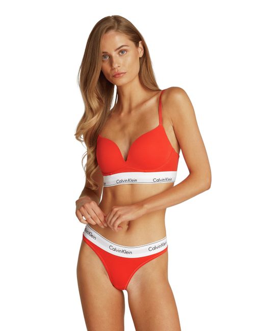 String en coton Calvin Klein en coloris Red