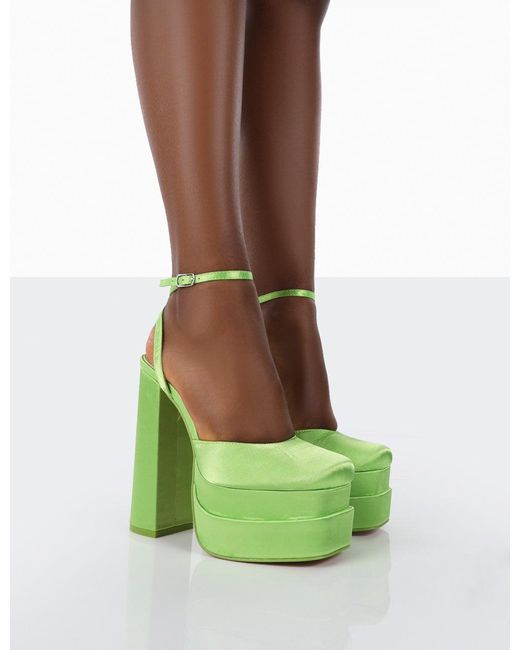 closed toe platform heels black