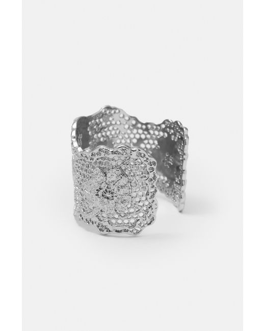 Pull&Bear Metallic Lace Effect Bangle