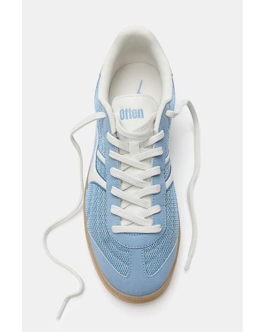 Pull&Bear Blue Retro Textured Trainers for men