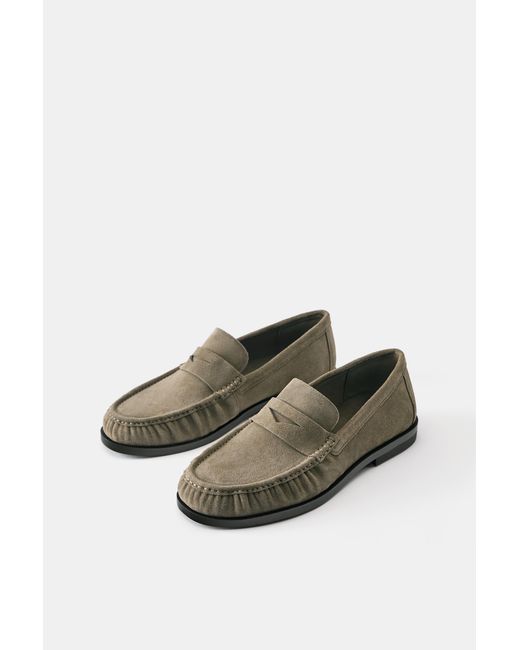Pull&Bear White Ruched Leather Loafers for men