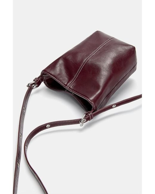 Pull&Bear Red Umhängetasche Mit Ziernähten