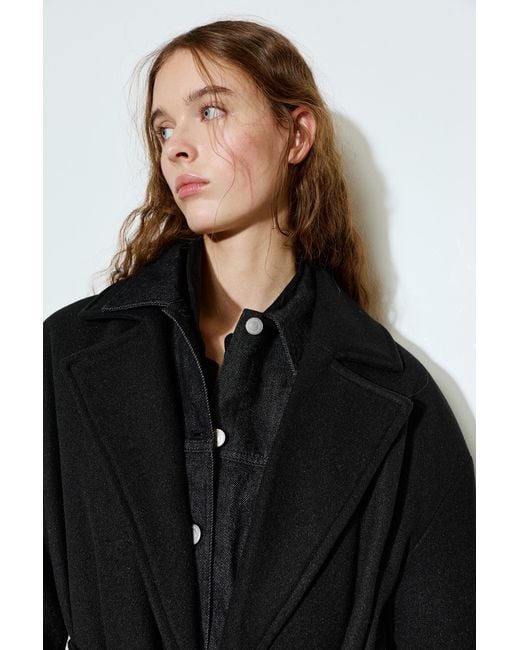 Pull&Bear Black Long Felt Coat With Belt