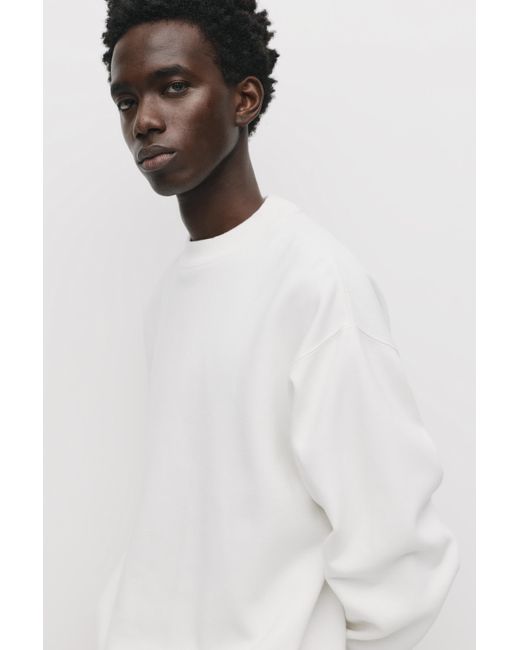 Pull&Bear White Basic Round Neck Sweatshirt for men