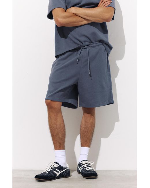 Pull&Bear Blue Textured Bermuda Sweatpants for men