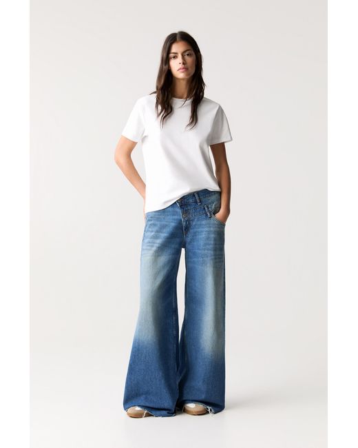 Maglietta Basic Maniche Corte di Pull&Bear in Blue