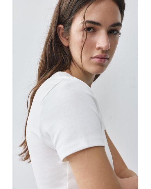 Pull&Bear White Fitted Short Sleeve T-Shirt