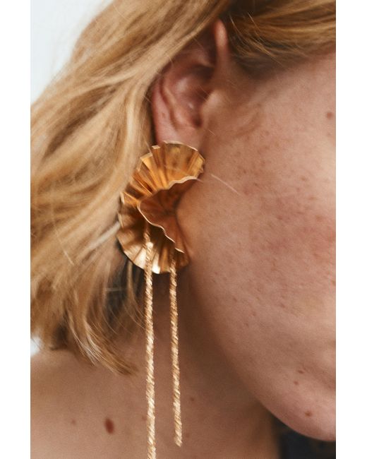 Pull&Bear White Flower Chain Earrings