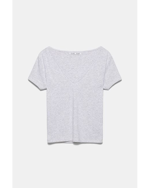 Pull&Bear White V-Neck T-Shirt