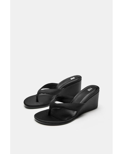 Pull&Bear White Sandalen Mit Keilabsatz