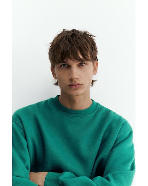 Pull&Bear Green Relaxed Fit Sweatshirt for men