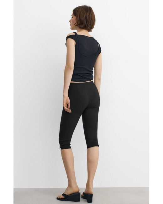 Pantalon Capri Pull&Bear en coloris Black