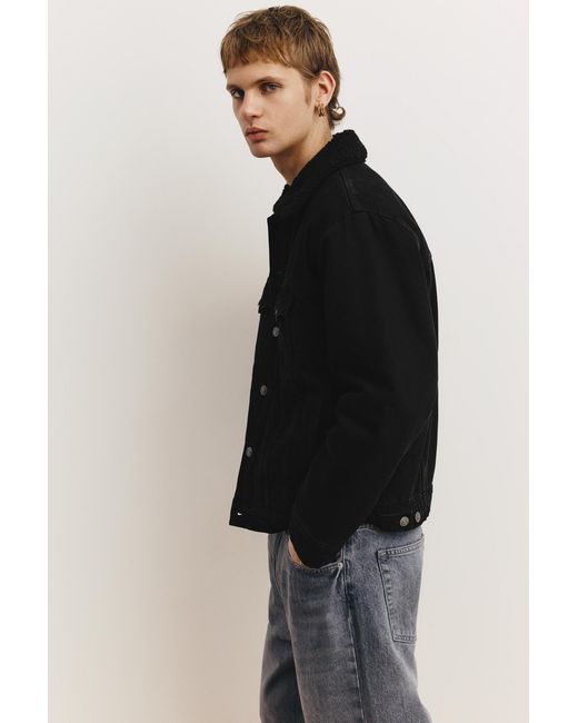 Pull&Bear Black Denim Jacket With Faux Shearling Collar for men
