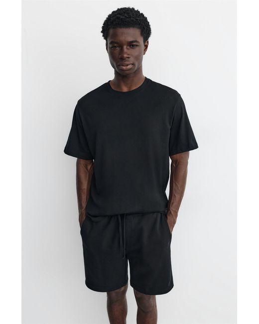 Pull&Bear Set Aus Jogger-Bermudas Und T-Shirt in Black für Herren