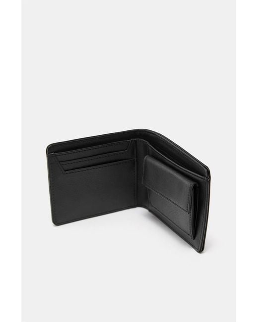 Pull&Bear Black Plain Wallet for men