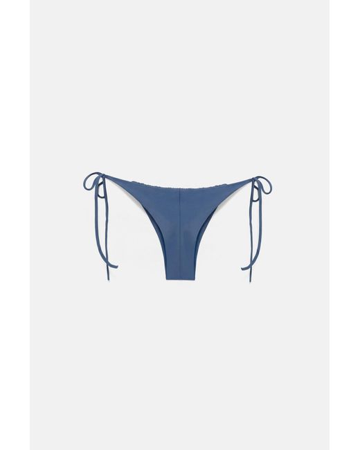 Bas De Bikini String Froncé Pull&Bear en coloris Black