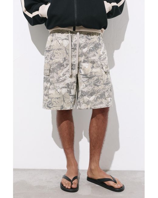 Pull&Bear White Ripstop Cargo Bermuda Shorts for men