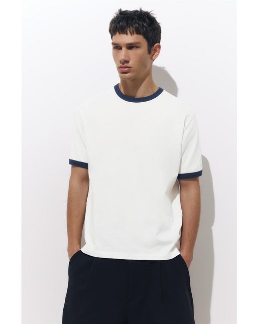 Pull&Bear White Contrast Trim T-Shirt for men