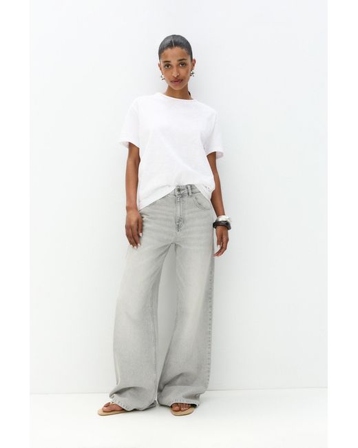 Pull&Bear White T-Shirt With Unfinished Trims