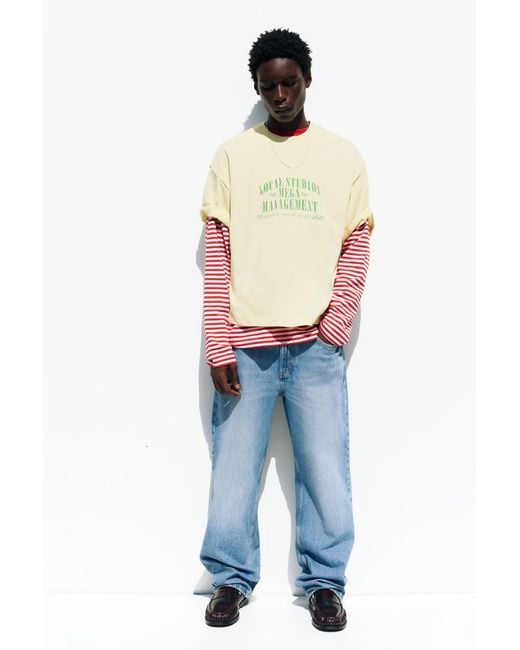 Pull&Bear Natural Cropped Stwd Graphic T-Shirt for men