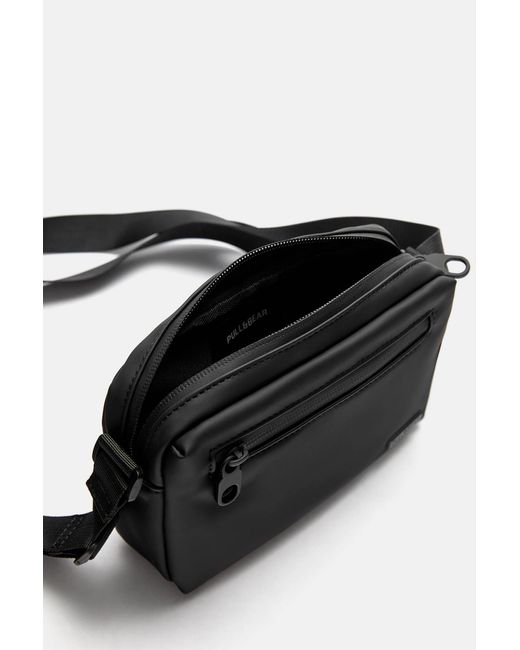 Pull&Bear Gummierte Umhängetasche in Black für Herren