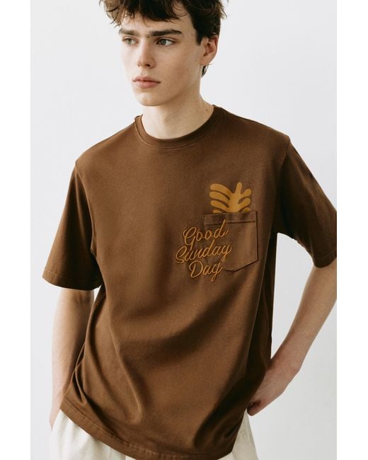 Pull&Bear Brown Boxy Fit Graphic Pocket T-Shirt for men