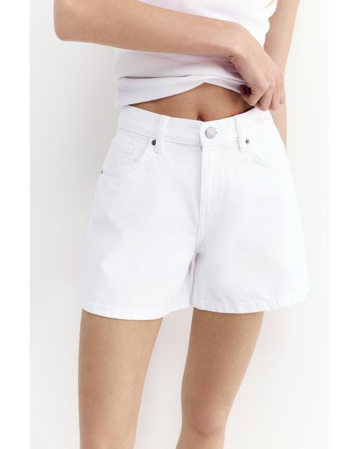 Bermuda Jeans A Vita Media di Pull&Bear in White