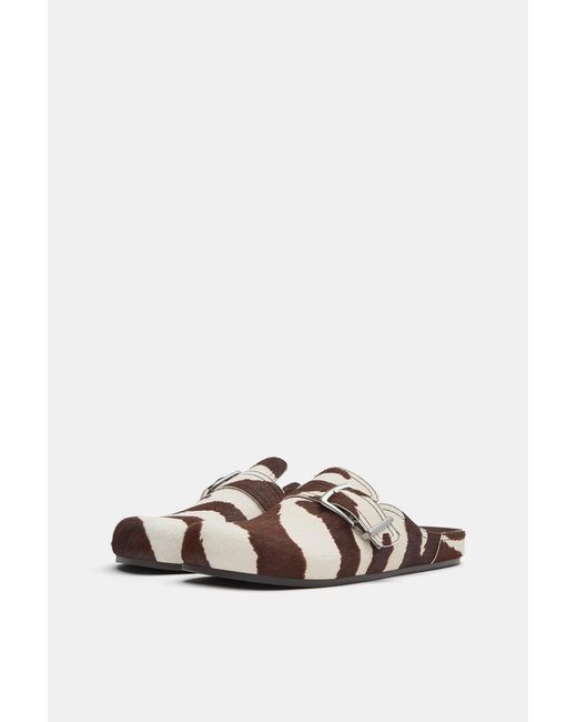 Pull&Bear Gray Cowhide Fur Buckle Clogs