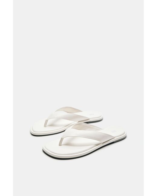 Pull&Bear White Flache Riemchensandalen