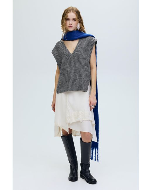 Pull&Bear Black Ribbed Knit Vest