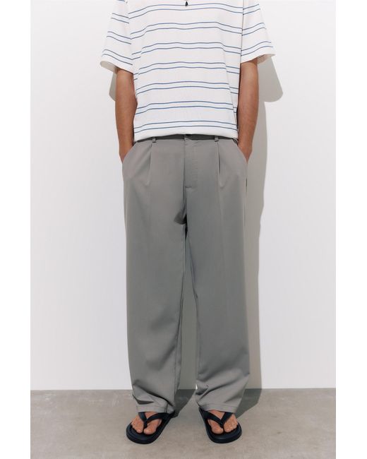 Pull&Bear Gray Tailored Fit Wide-Leg Trousers for men