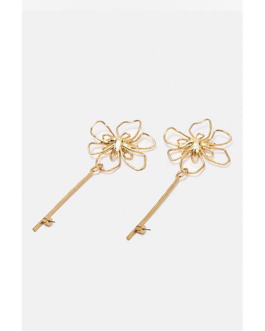 Pull&Bear White Floral Dangle Earrings